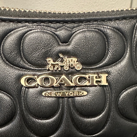 NWOT Coach Black Embossed Teri Shoulder Bag - Picture 2 of 12